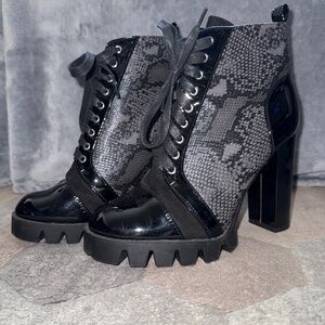 Fashion Nova Women's Dark Side Booties Size 10 (Pre-Owned)